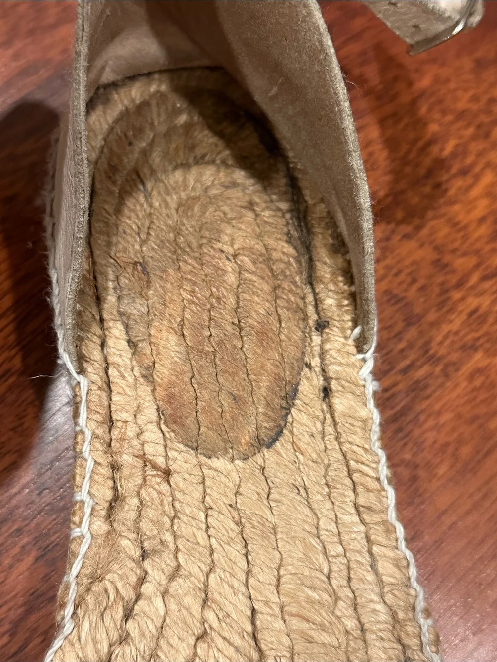 Adolfo Dominguez cream leather ankle strap Espadrille Flat Sandals. 7.5. Boho